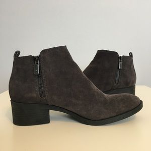 Kenneth Cole suede ankle boots